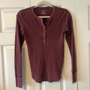 aerie maroon henley top